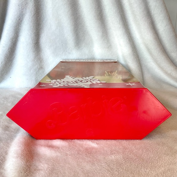 1989 Holiday Barbie Special Edition | White Dress in box + snowflake ornament - Picture 5 of 8